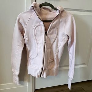 Lululemon scuba hoodie - classic fit - light pink - size 4